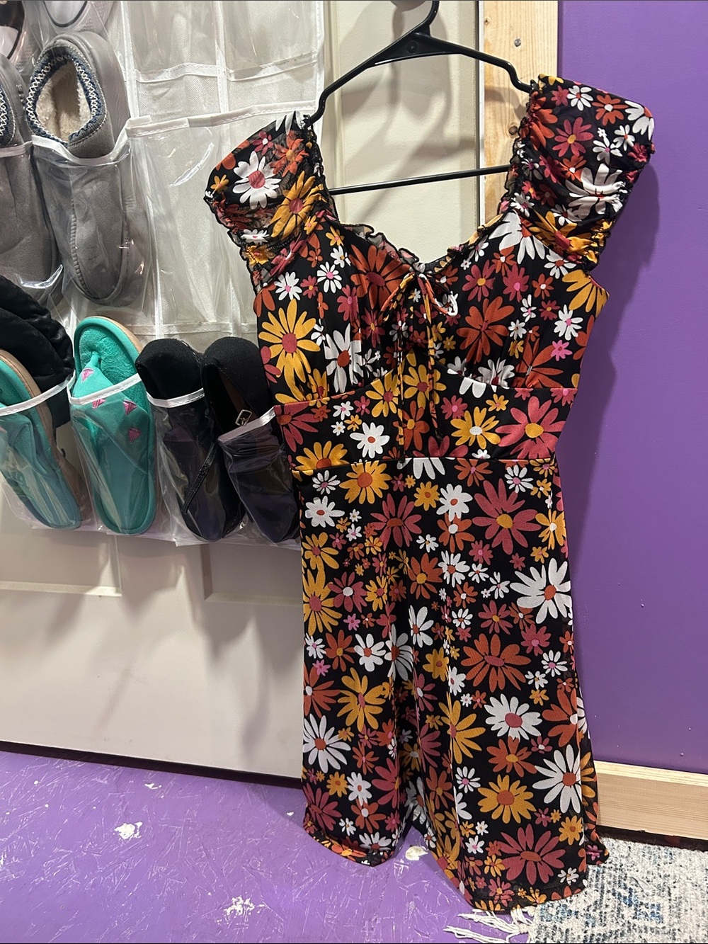 Floral Puff-Sleeve Mini Dress - Black with Pink, Orange & White Daisies